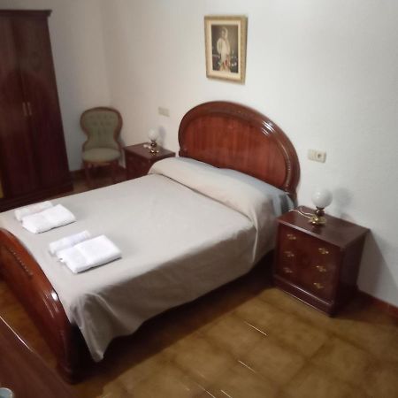 Miguel Y Rosa Lucar Villa ภายนอก รูปภาพ